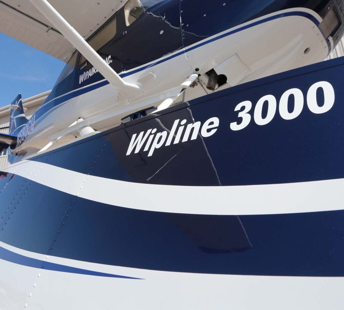 Cessna 182 Paint by Wipaire - header